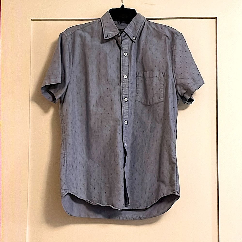 Neutral Blue Patterned J Crew Button Down Shirt (Mens Medium)